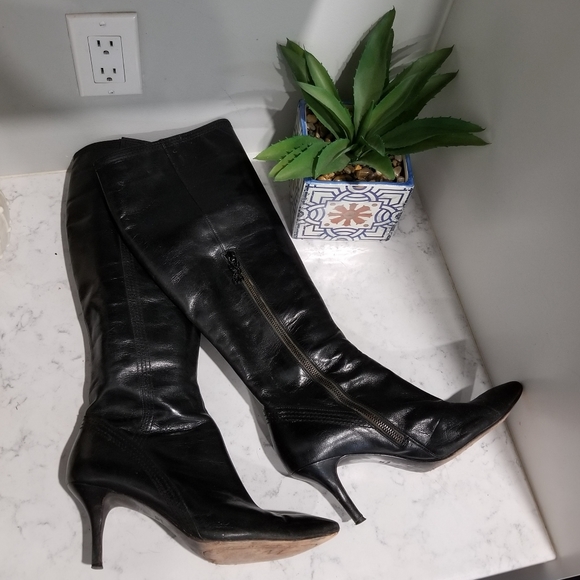 Modern Vintage Shoes - 👢MODERN VINTAGE BLACK LEATHER KNEE HIGH BOOTS